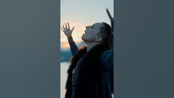 Völva sings #vikings #ai #video #music #singer #sunrise #warriors