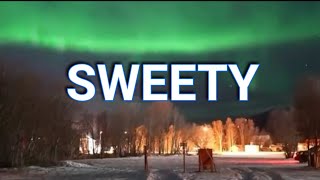 Yemi Alade - Sweety (Lyrics Video) Resimi
