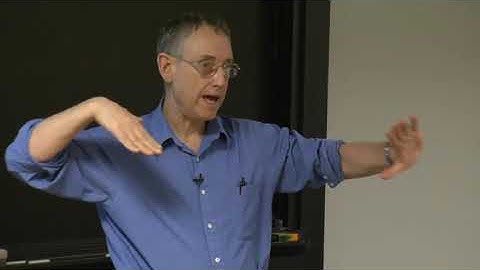 8  Macro Approaches to Consumption Smoothing and Risk Sharing