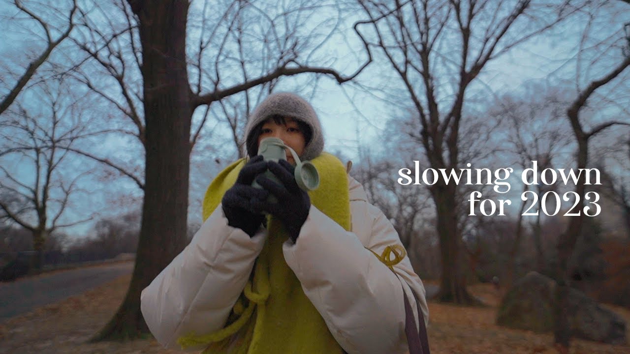 Slowing Down for the New Year 🍃| healthy productivity vlog - YouTube