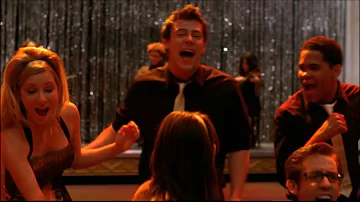 Glee - Don't Stop Believing (Full Performance) 1x22