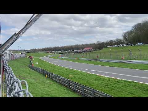 Lap 1 GTS Brands Speedwel Sprite and Ashley Midgets up the front of the grid