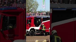 Tatü-tata, die Feuerwehr ist wieder da... 🚒 #shorts