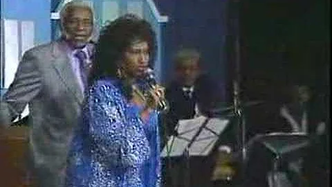 CELIA CRUZ cantando "BAKA PINTA"