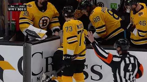Lemieux boards Frederic into the open door, Wes McCauley tells him to f*** off 3/13/21