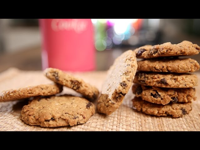 Oats Cookies Recipe | Crispy Oatmeal Cookies – Tea Time Snack Recipe | Beat Batter Bake With Upasana | Rajshri Food
