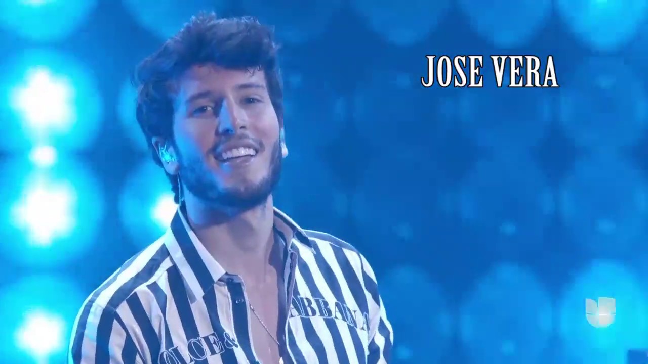 Sebastian Yatra Ni Gucci Ni Prada Remix Ya No Tiene Novio En Vivo Mqb 03 02 2019 Youtube