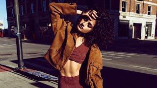24-70mm Lens Outdoor Photoshoot with Model screenshot 2