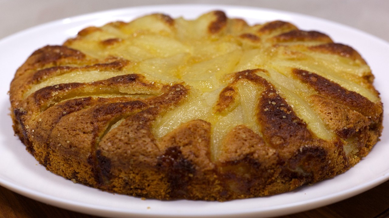 Ciasto z Gruszką i Migdałami | Aromatyczne Domowy Deser