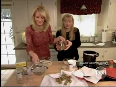 Sandra Lee - Bleu Cheese Olive Poppers