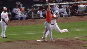 HOU@BAL: Altuve nabs Schoop and the out call stands