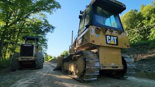 Caterpillar CS-563C, 1995 IH 4700 tanker truck and Terramac RT14R (Walk around)