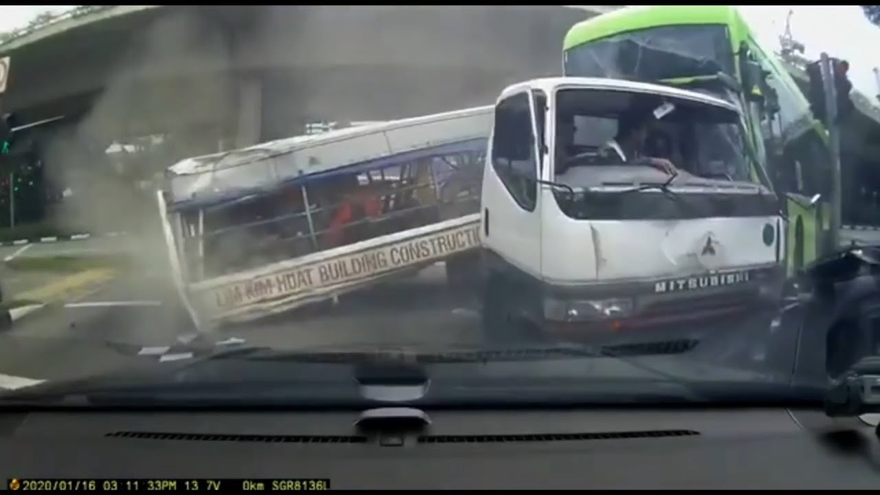 Dash Cam Car Crash Compilation 2020 7 YouTube
