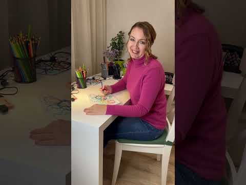 Можно ли рисовать лежа? Переворачивать рисунок? Можно ли... Ответ в видео.