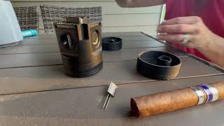 XIFEI 8 in 1 Desktop Cigar Lighter Kit, 4 Jet Flame Torch Lighter with V Cutter Guillotine Review