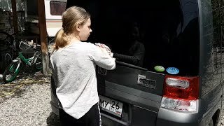 Видео Обычные хлопоты и у друга в гостях #многодетнаясемья (автор: 7-Я Колесниковы)