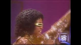 Evelyn Champagne King    Betcha She Don't Love You.     Soul Train 82
