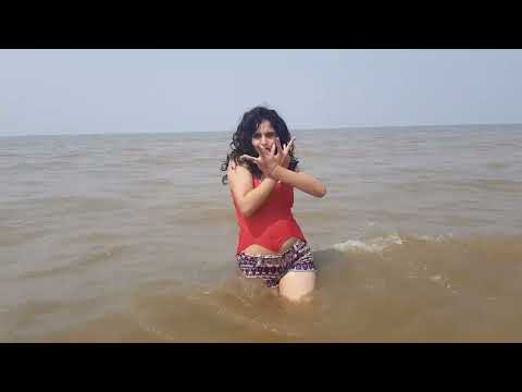Chhaliya Chhaliya Amruta Phadnis Kareena Kapoor