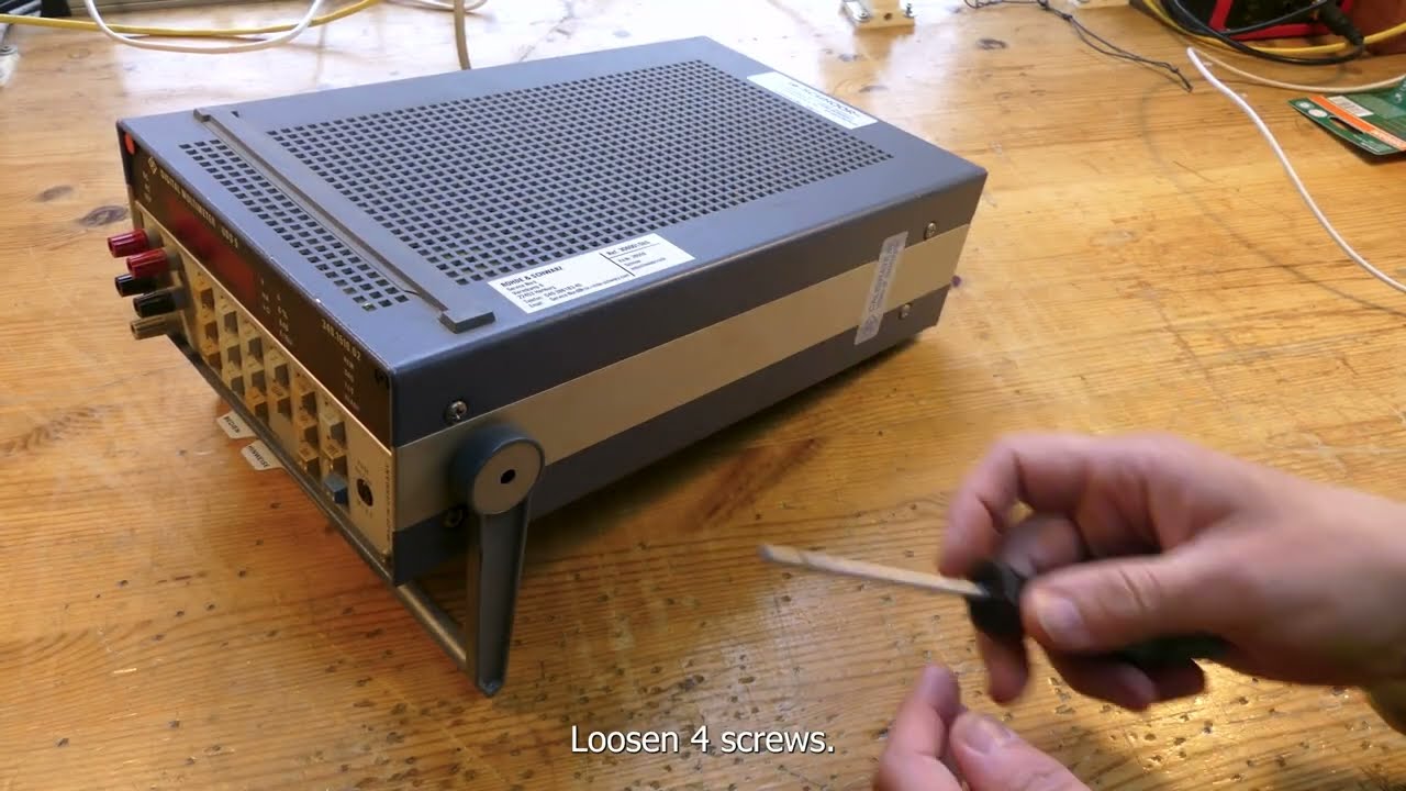 Rohde & Schwarz - Digital Multimeter UDS 5 - Test, Teardown and Repair Video - Part1