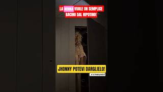 Una Nonna Chiede Un Semplice Bacino Al Nipotino E Lui Non Vuole