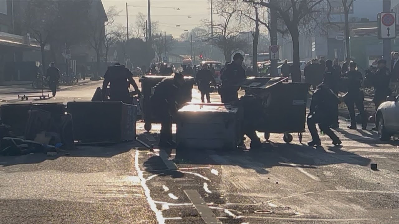 Zürich ZH: Polizei sichert Koch-Areal