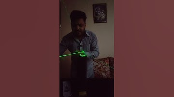 Glass Prism से 😳 WOW 😲 नजारा।। Refraction through Glass prism #short #shorts #refraction_of_light