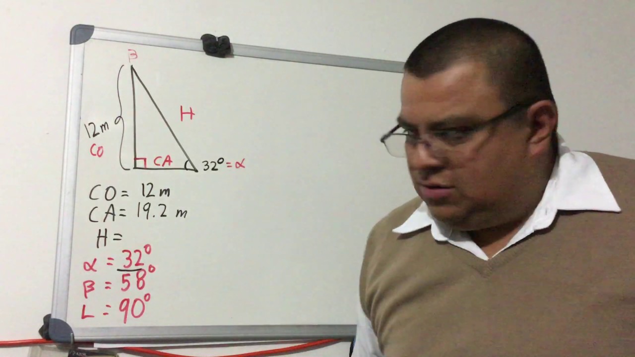 Obtener datos faltantes de un triangulo rectángulo con un lado y un ángulo ciencias economicas