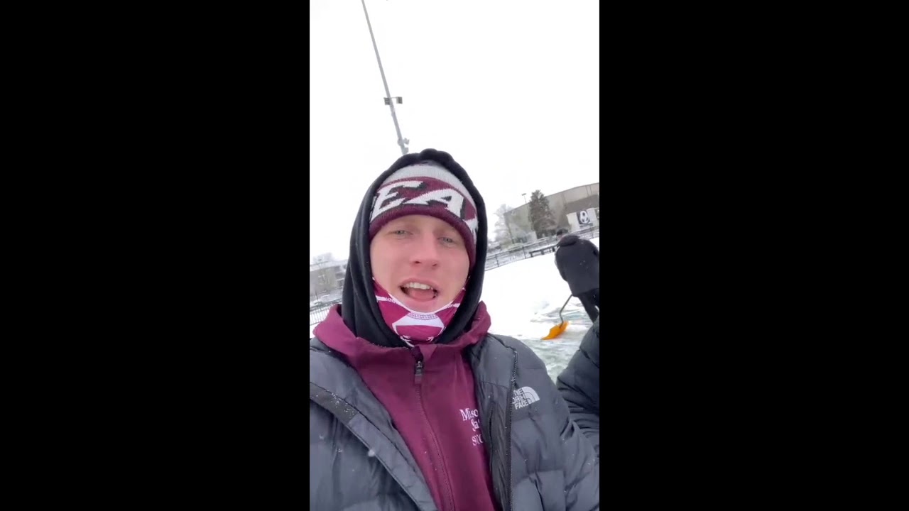 Josh Dolling and Aadne Bruseth love the Bears