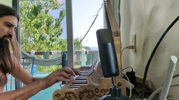 Extended Harmonic Series Improvisation — Just Intonation Microtonality Study on Lavachord (Mazunte)