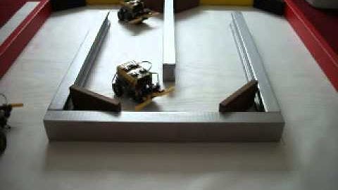 Using two touch sensors to navigate a maze