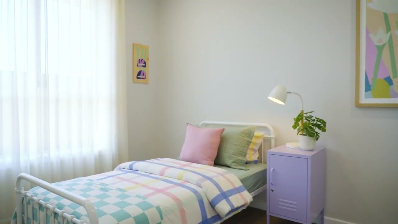 Hickinbotham - Colmar on display at Virginia Grove