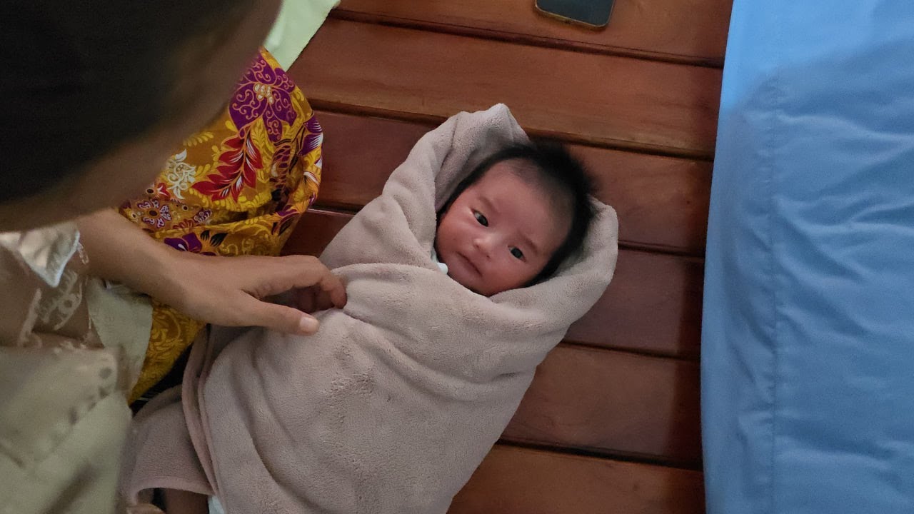 Day 23 with Our Little Sunshine ☀️  Baby’s Daily Moments