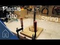 Turn plastic bottles into string (Transformer bouteilles en plastique en corde /fils)