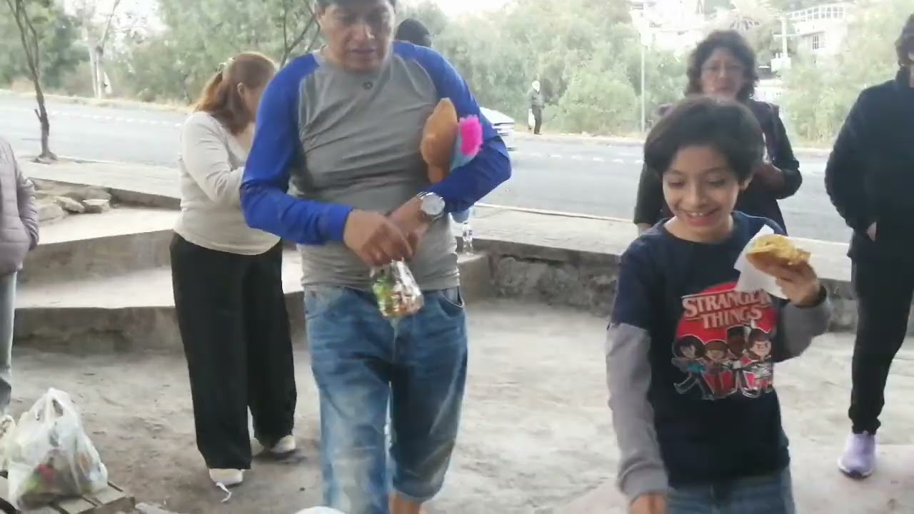 Rosca, convivir con nuestros compañeros, Amigos y vecinos. Feliz 2026. 😄🌳
