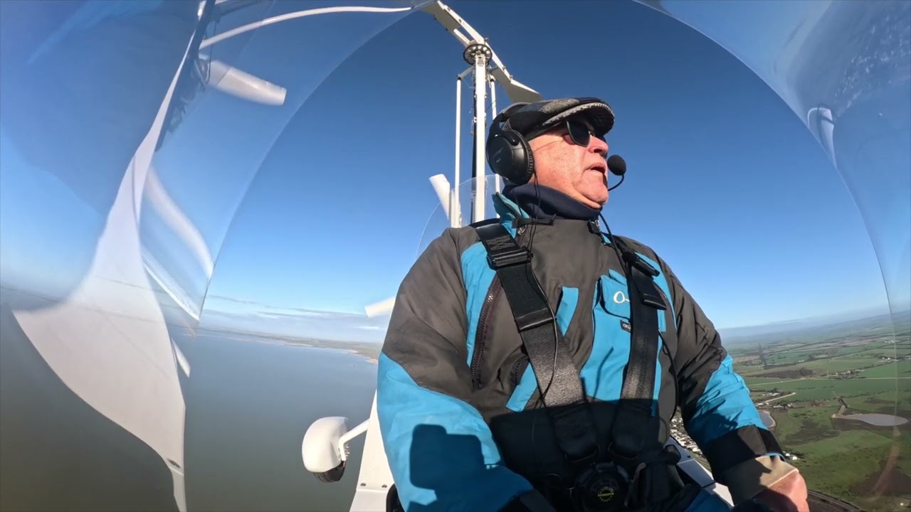 Flying the Magni M16