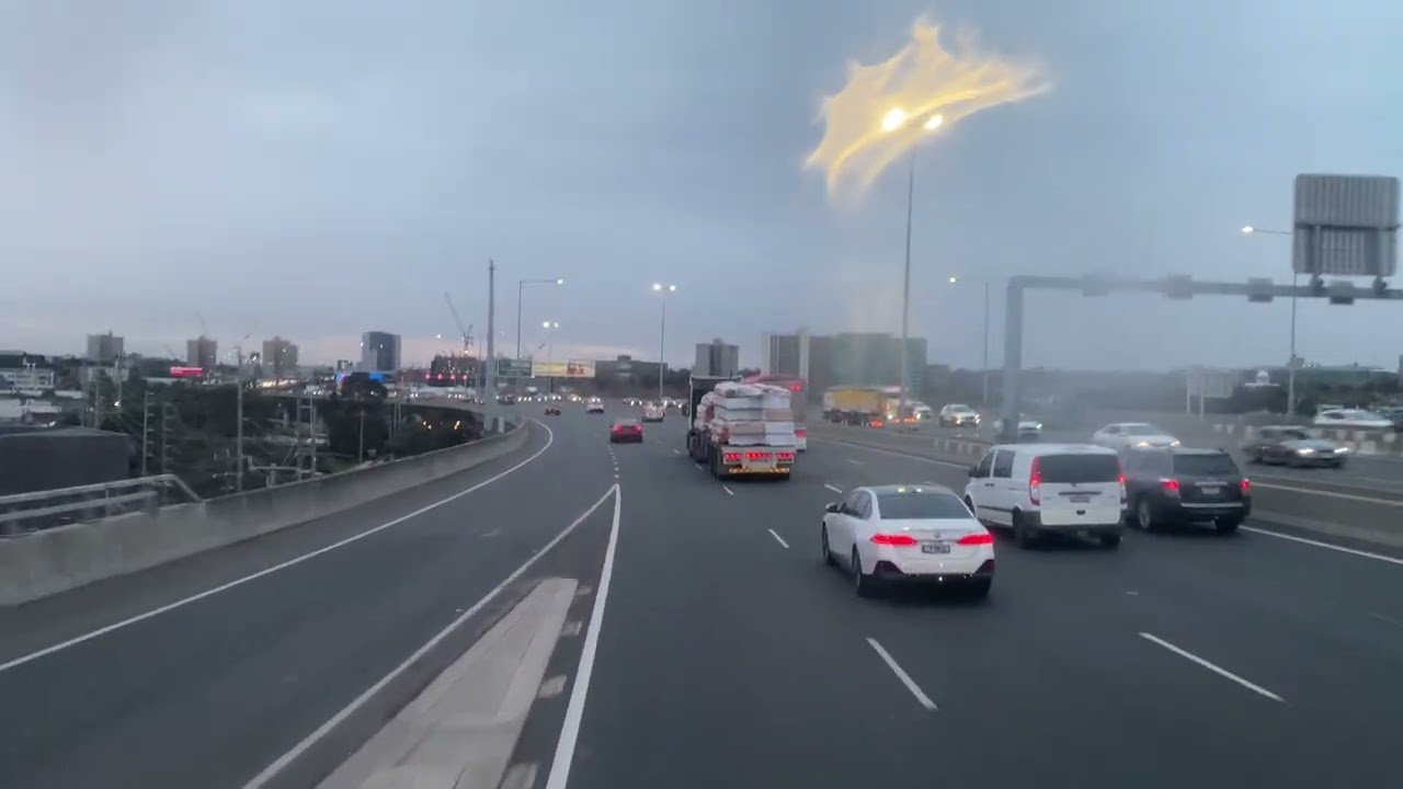 SkyBus Southern Cross Station to Tullamarine - raining