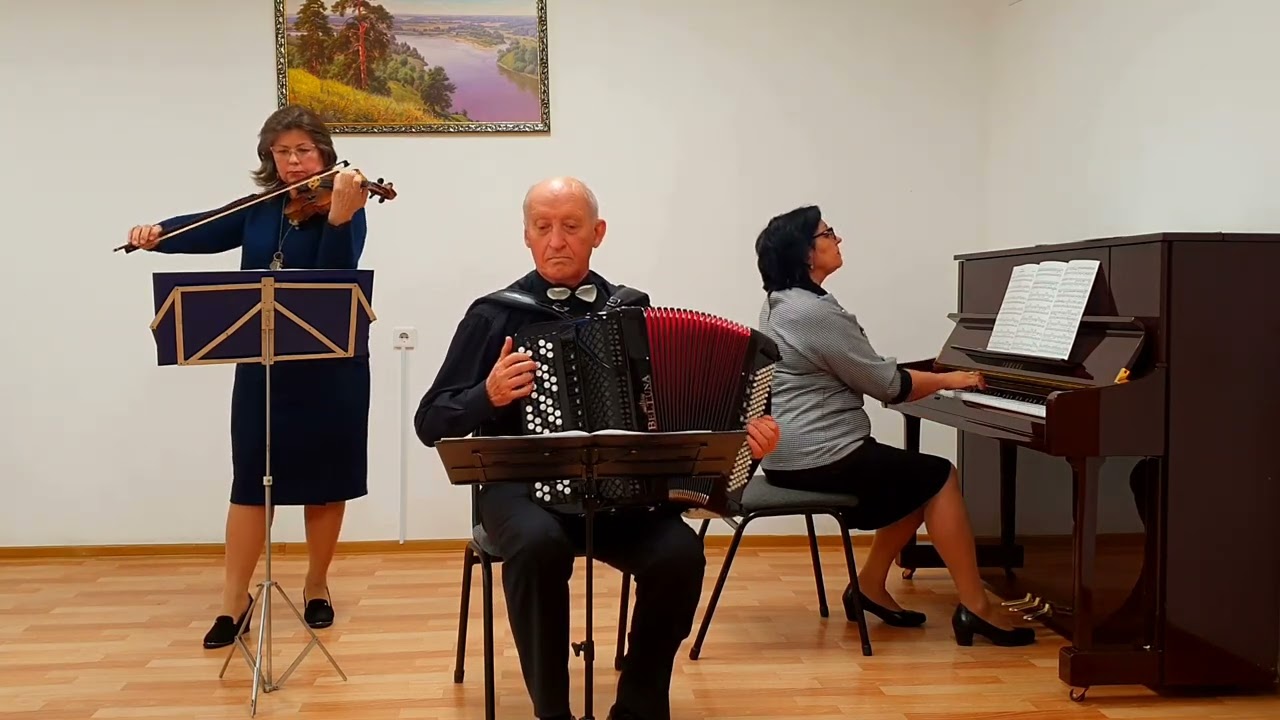 Vincent Fiorino. Blue Canary. Печальная канарейка.