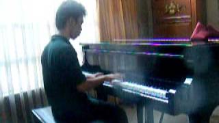 Tri World Drummer-Christian Estoesta Plays On Grand Piano-Love Storymov