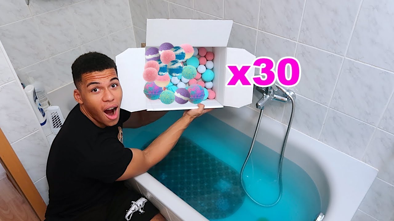 New EXPERIMENT - 30 BADEBOMBEN VS BADEWANNE !!! | Kelvin und Marvin