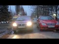 #12. Автохамы гоняют пешеходов на тротуаре.