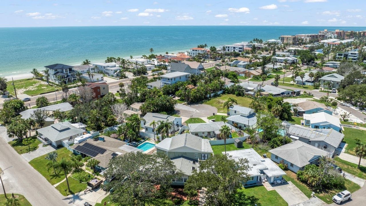 30 160th Ave, Redington Beach, FL