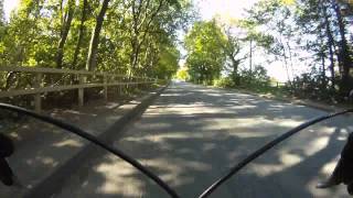 Lunatic, extremely dangerous overtake from a van driver