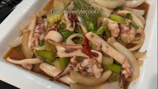 SQUID & CELERY in OYSTER SAUCE STIR FRY | 3mins cooking recipe