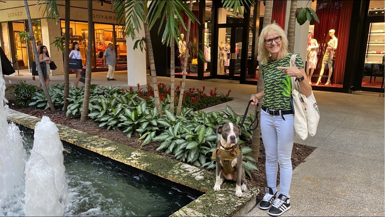 Goyard at Bal Harbour Shops Miami.