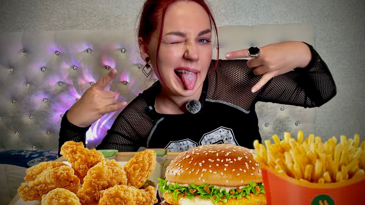 ТРАПЕЗНИЧАЕМ И БОЛТАЕМ 🍔•МУКБАНГ•ASMR•EATING 🍟БУРГЕР ПОД ПИВО 🍺 ПИСЬМА СКВОЗЬ РАССТОЯНИЕ 💌