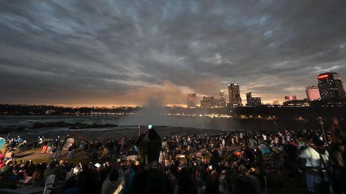 Crowd In Niagara Falls Cheers As Solar Eclipse Reaches Totality