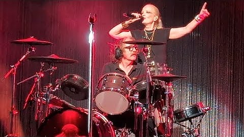Garbage PUSH IT Live 09-20-2025 Brooklyn Paramount NYC 4K
