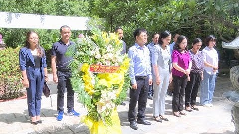 Báo Đại biểu Nhân dân dâng hương tri ân các anh hùng Liệt sĩ tại Quảng Bình, Hà Tĩnh, Nghệ An