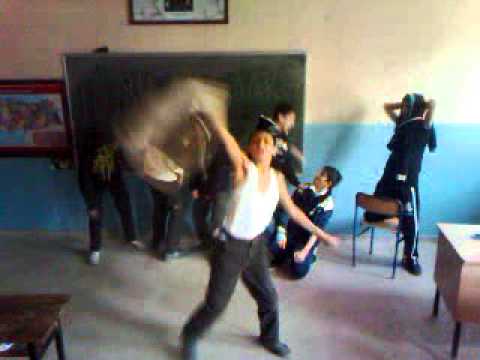 ÇILGIN ÇOCUKLARDAN HARLEM SHAKE ...Ersin Baba...