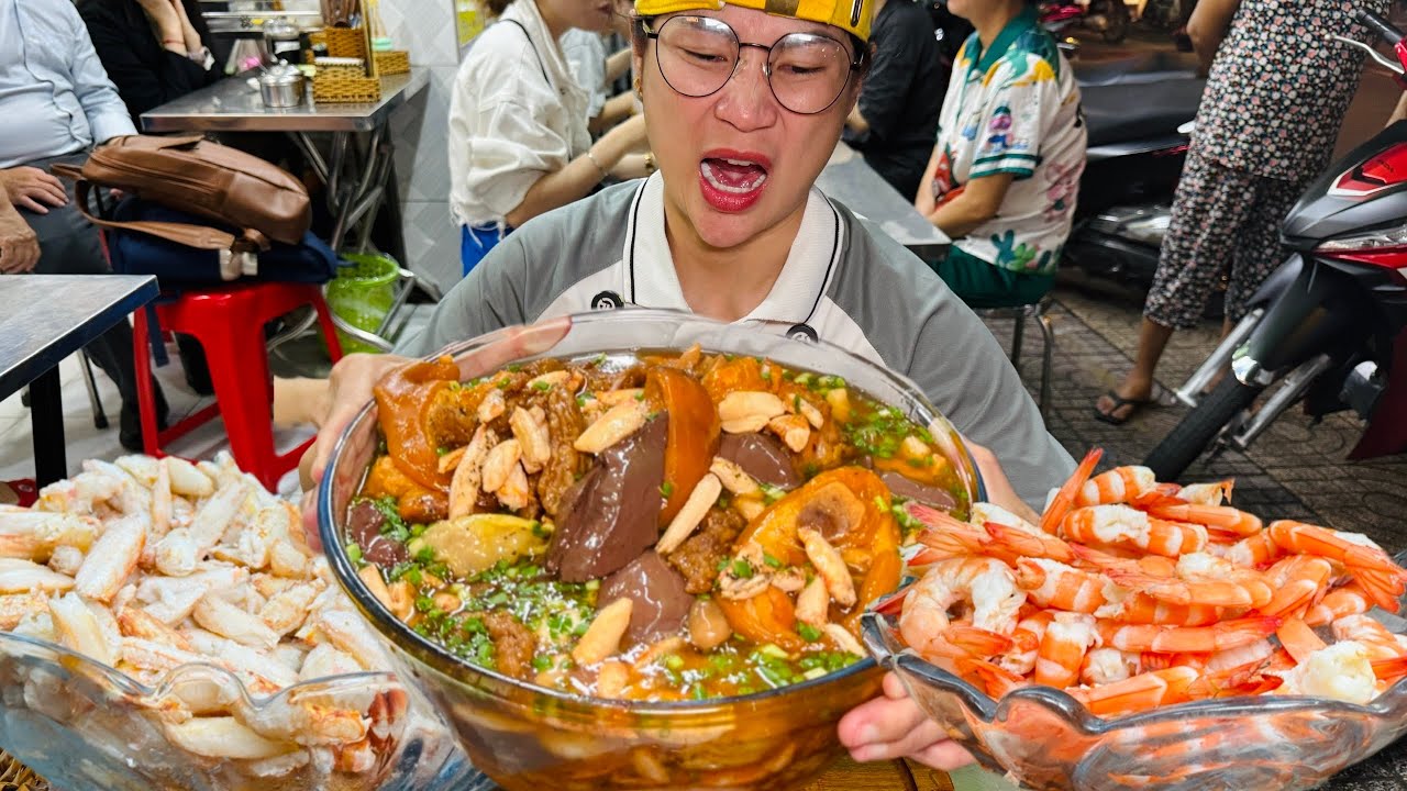 TUYÊN BỐ NẾU MÀ NGA SUMO ĂN HẾT THAU BÁNH CANH CUA KHỔNG LỒ NÀY CÔ CHỦ QUÁN TẶNG LUÔN  CÁI XE 